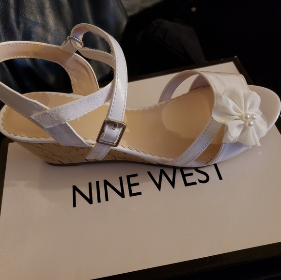 Nine West Other - 🆕️ New in Box Nine West Kids Sandals Sz 6